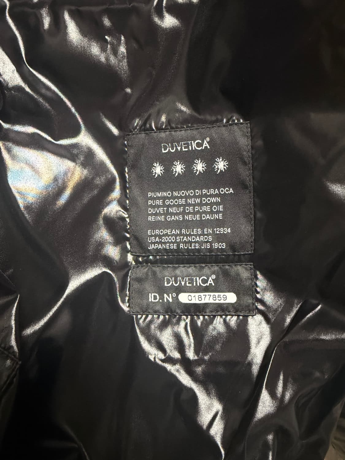 듀베티카 유광패딩 상품이미지3