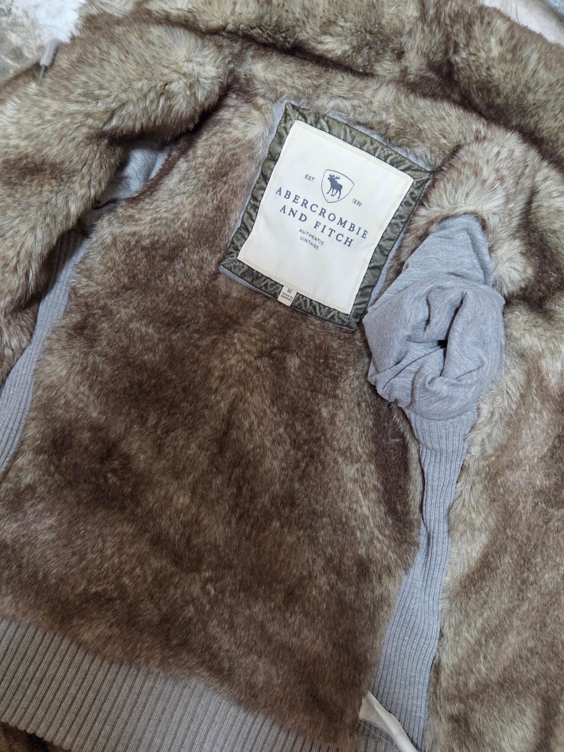 그레이 아베크롬비 니트 투웨이 후드집업 울프죠   상품이미지2