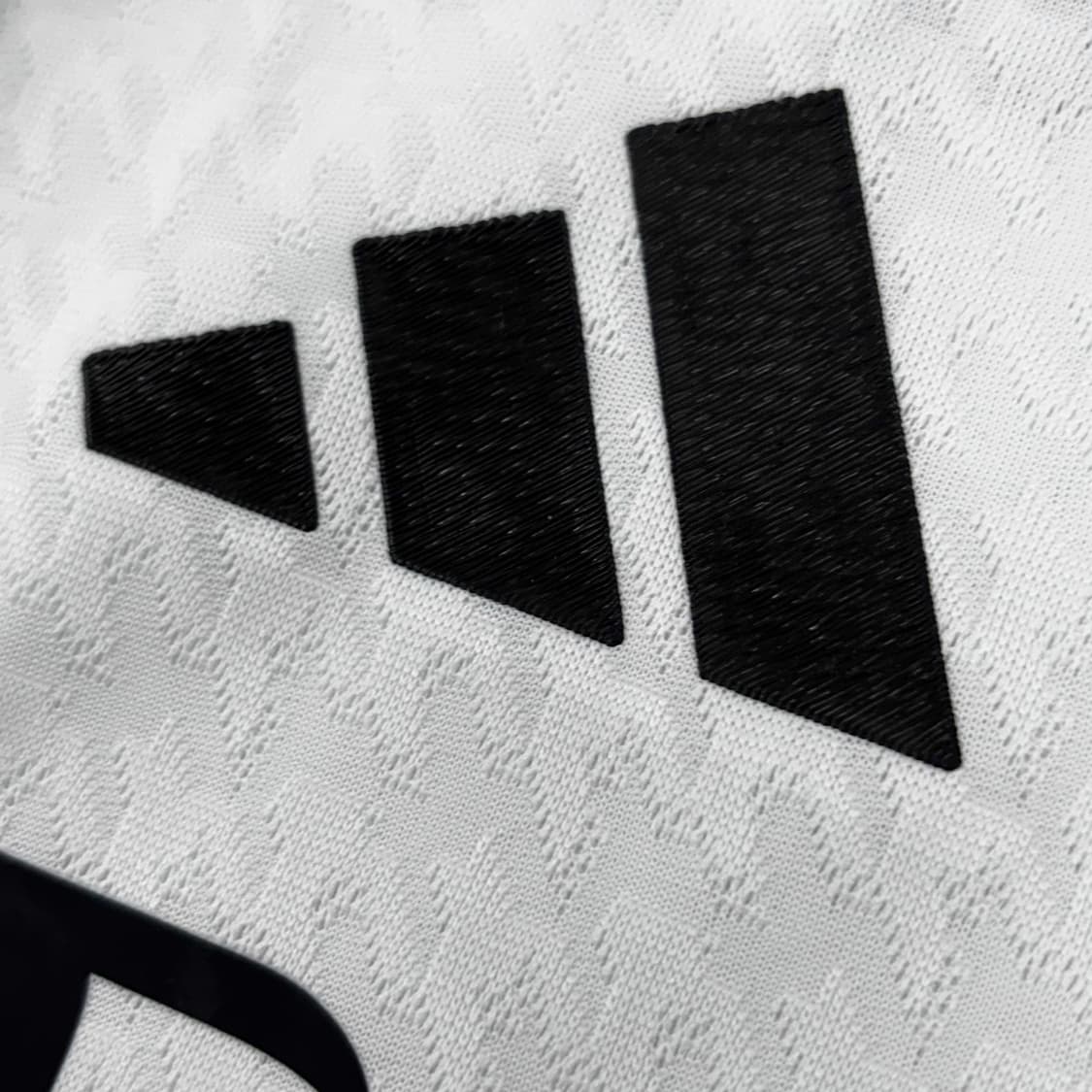 아디다스 24 25 레알 마드리드 홈 어센틱 긴팔 벨링엄 유니폼 상품이미지10