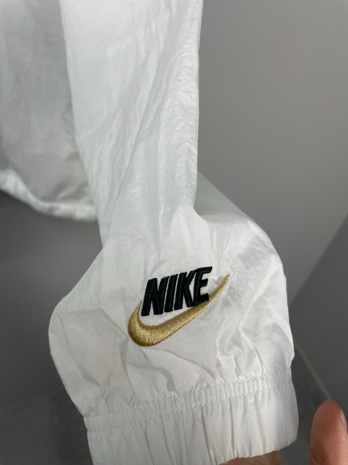 나이키 우븐 백로고 화이트 바람막이 자켓 H1537 상품이미지4