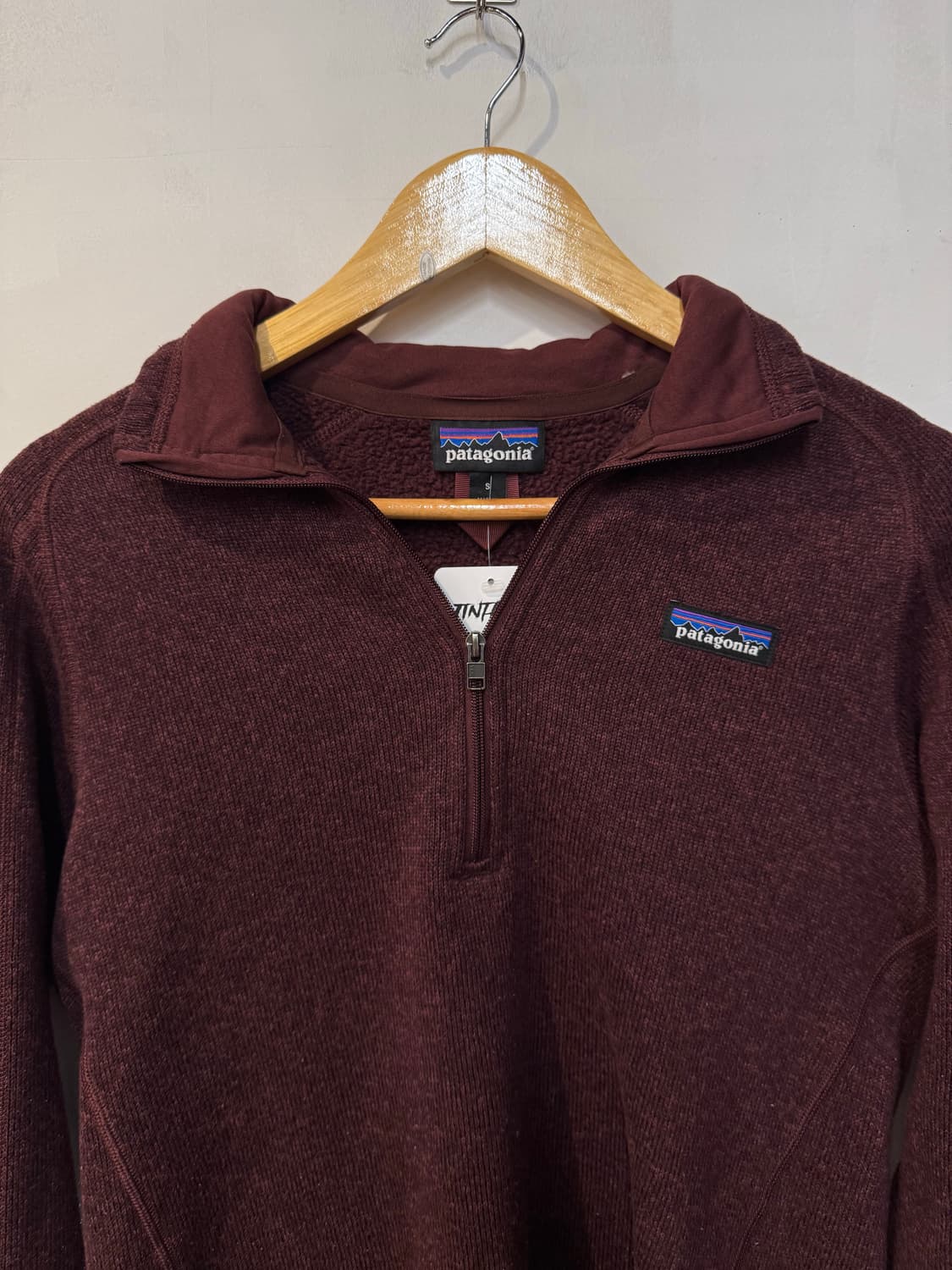 파타고니아 버건디 플리스 하프집업 상품이미지2
