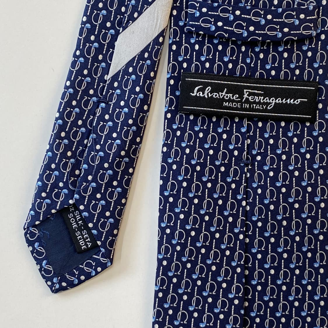 신형 페레가모(Ferragamo)  모노그램 명품 정품 넥타이 상품이미지5