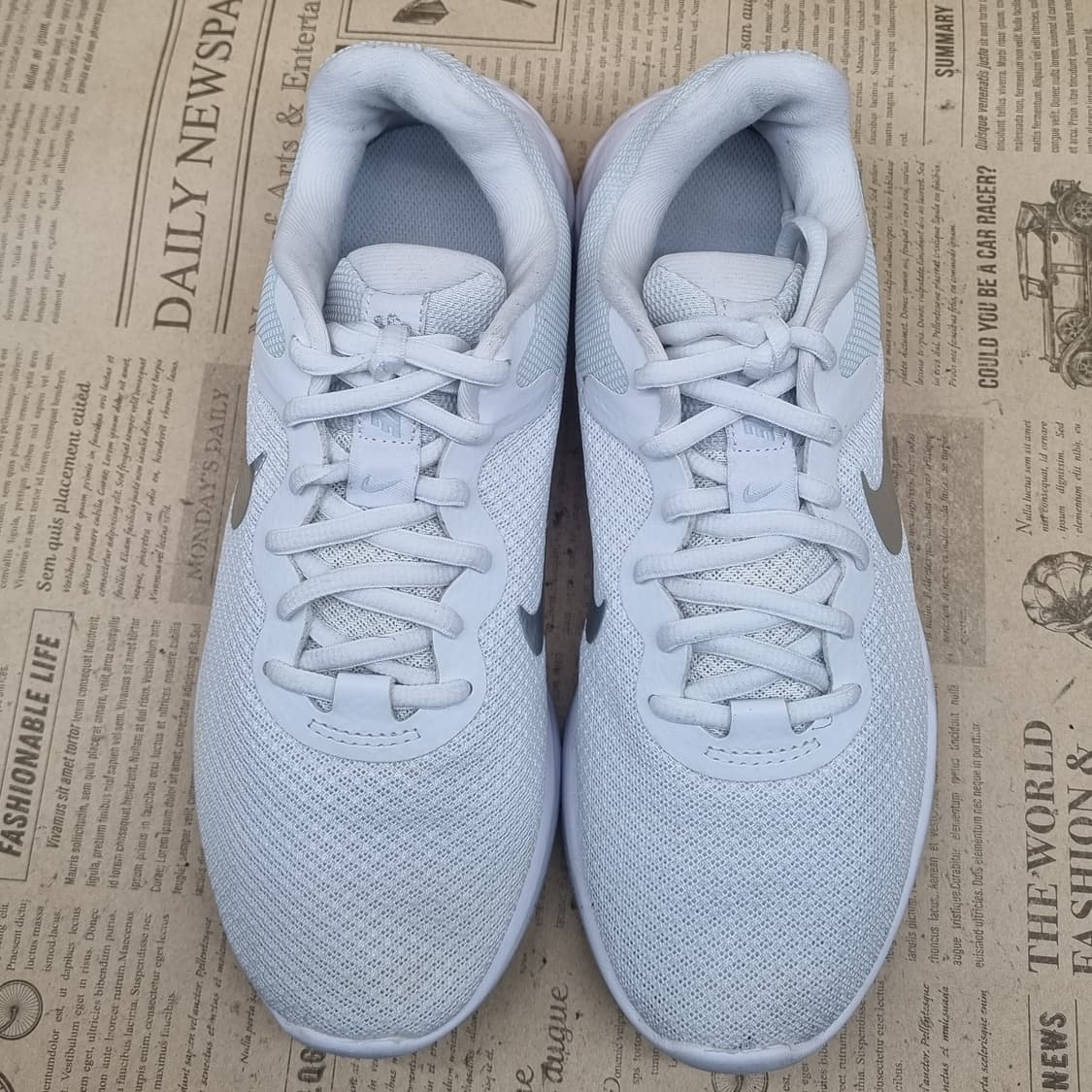 나이키 레볼루션6 여성운동화240 상품이미지2