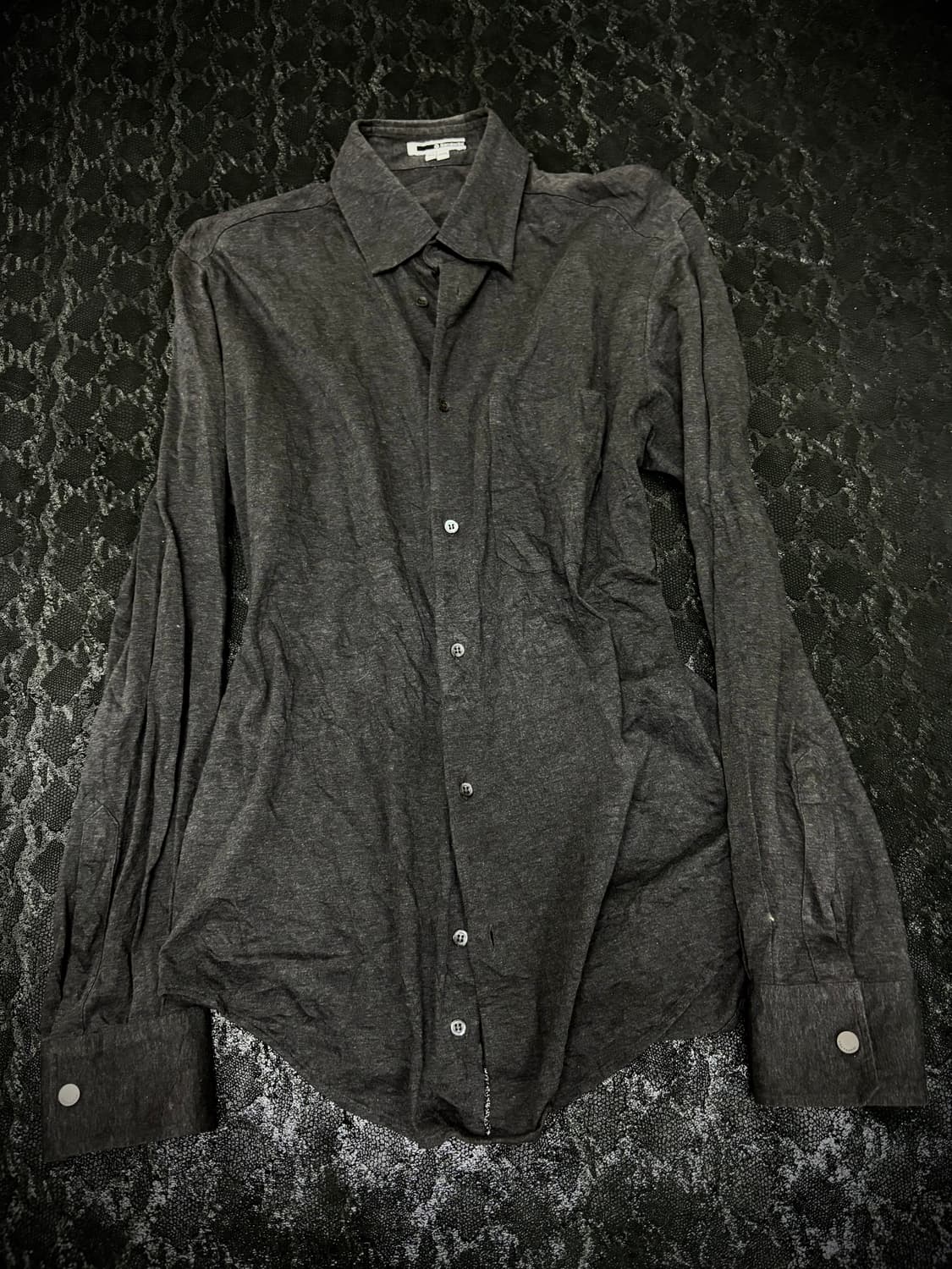 “Samsonitr” V-Kei Charcoal Shirts 상품이미지3