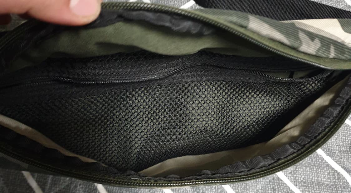 나이키 카모 힙색 웨이스트백 카키 상품이미지2