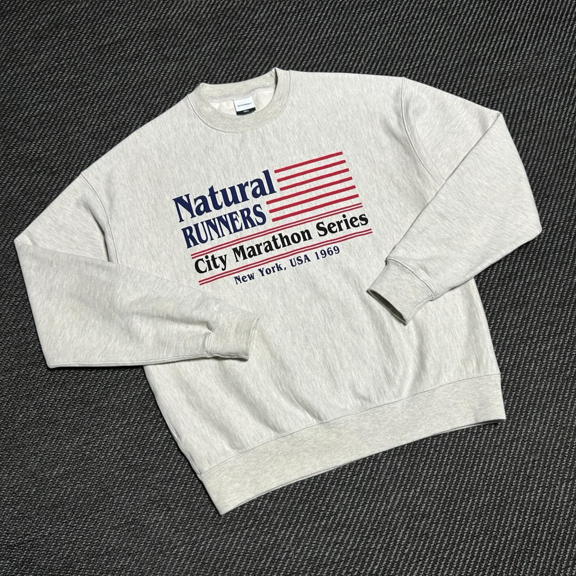 [M] Outstanding 아웃스탠딩 오트밀 v.s.c 맨투맨 상품이미지2