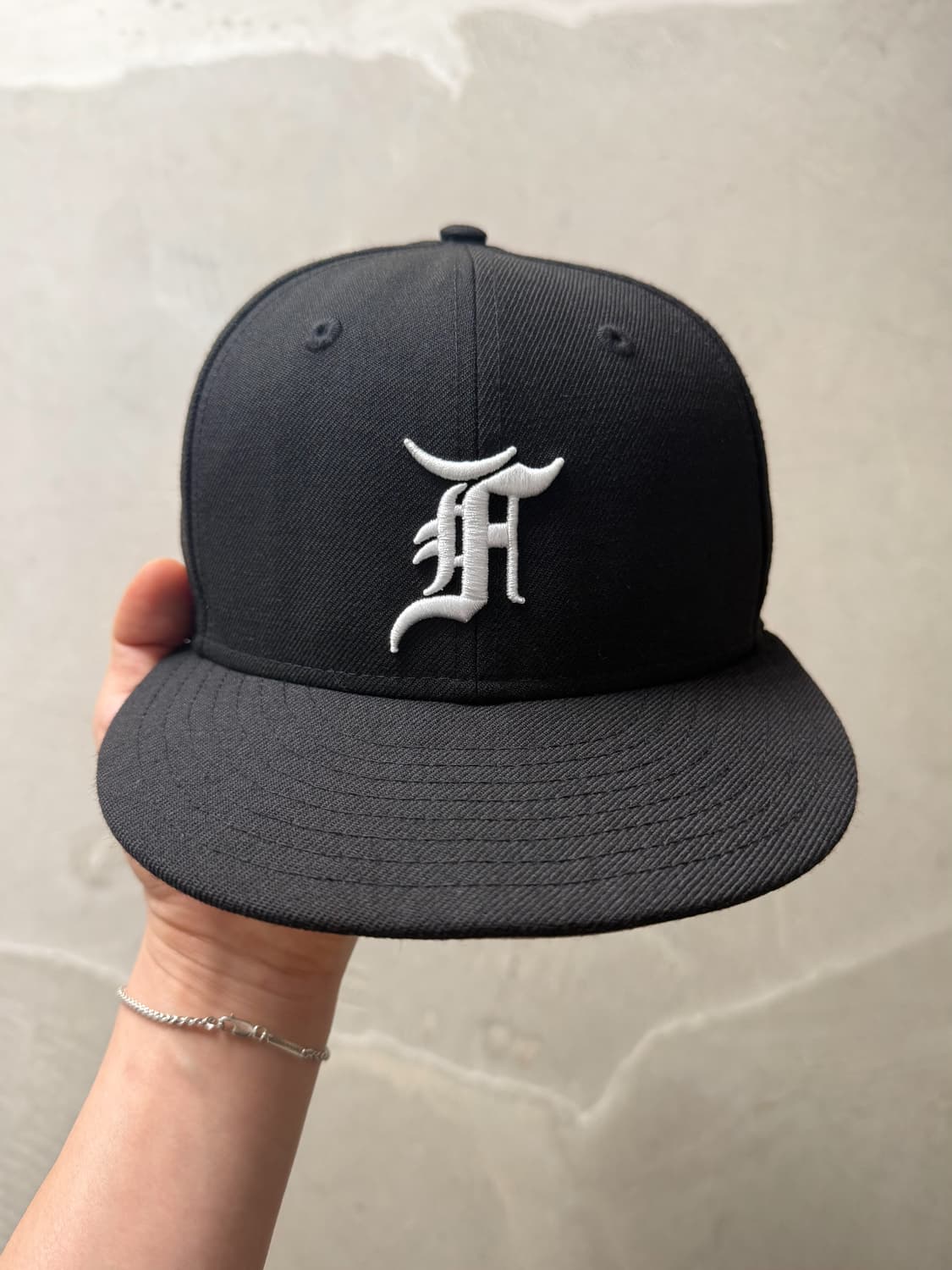 Fear of God Essentials New Era Hat 상품이미지1