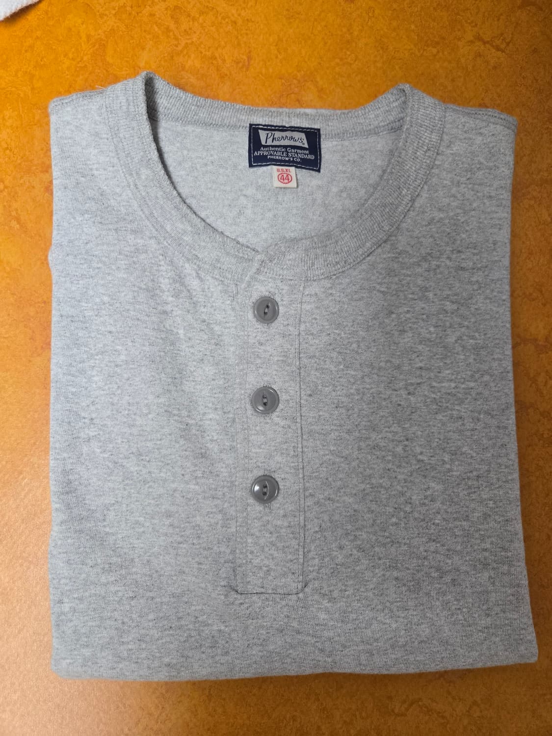 페로우즈 헨리넥 Heather Gray,Black,Navy 팝니다
 상품이미지1