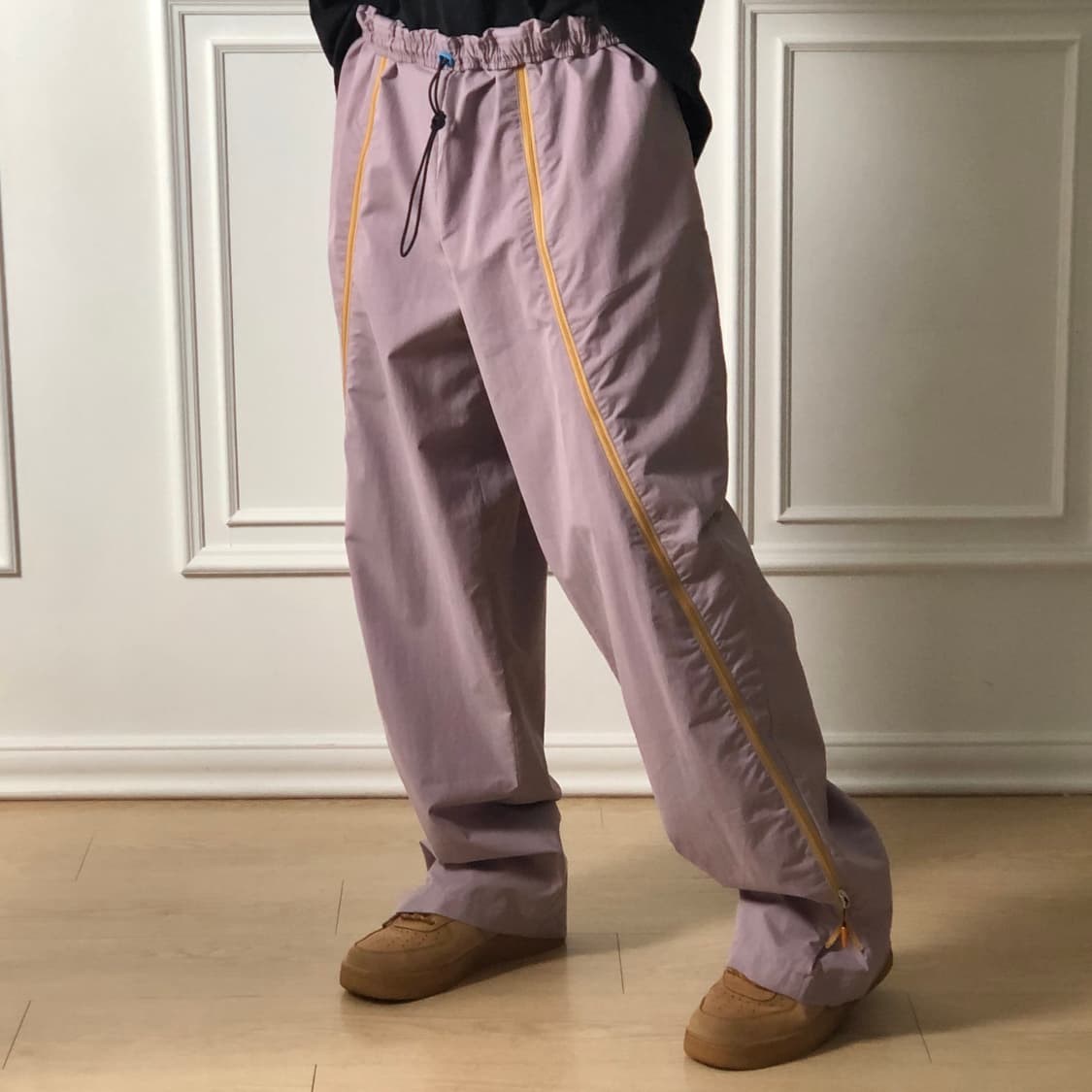 아크네 지퍼 트랙 팬츠 상품이미지4