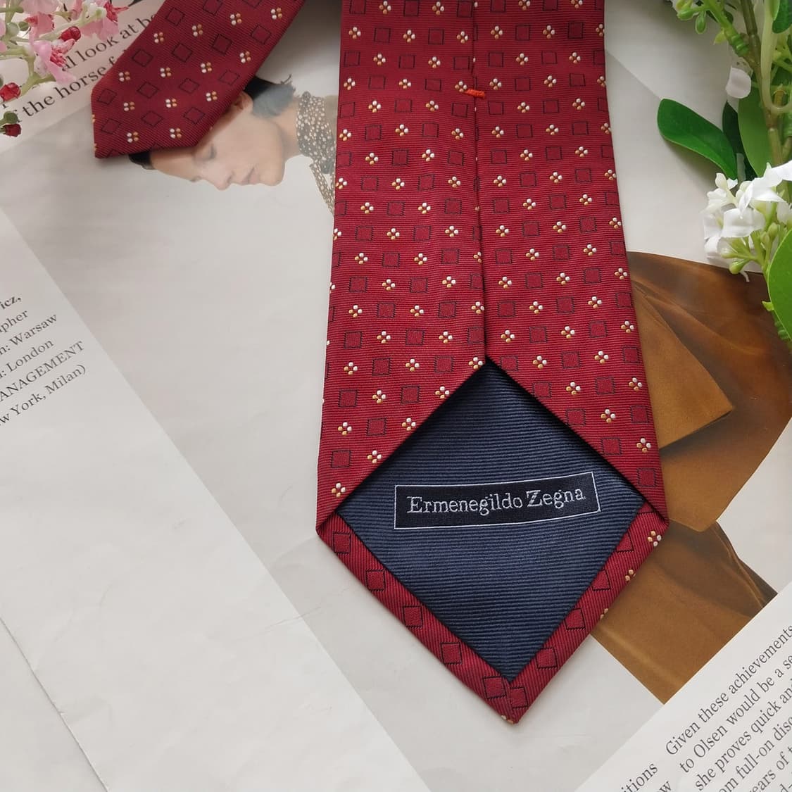 에르메네질도 제냐 실크 와인 패턴 넥타이 9.4cm A등급 K1711
 상품이미지7