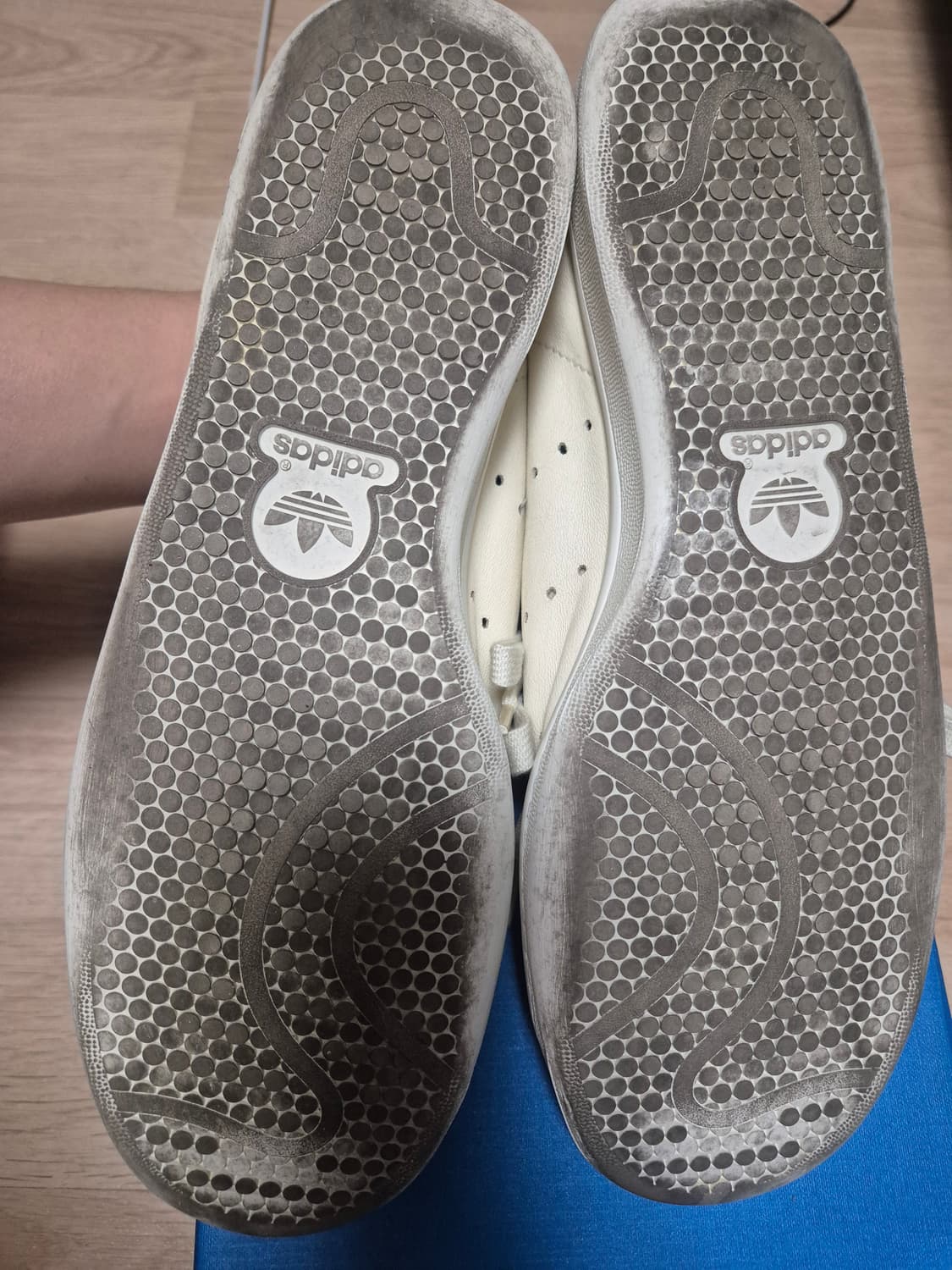 아디다스 발렌시아가 스탠스미스 45 상품이미지2