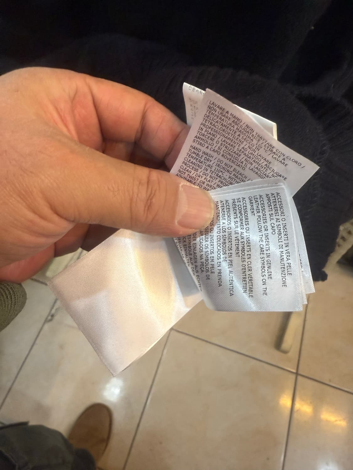 105 정품 몽클레어 니트 팝니다 상품이미지7