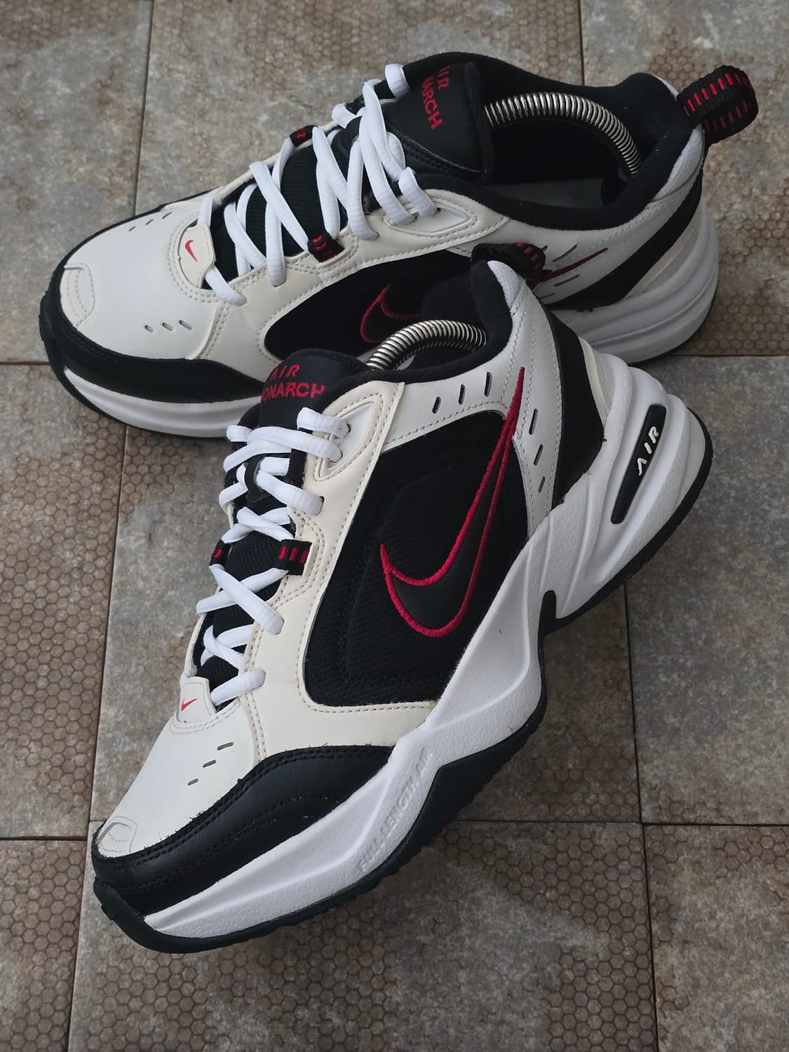 (240)나이키 에어 모나크 4 화이트 레드 상품이미지3