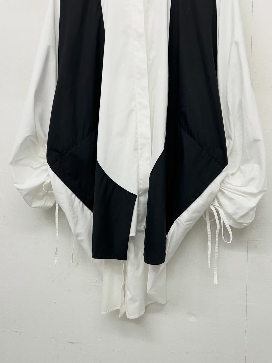 히로코 코시노 아방가르드 비대칭 셔츠 상품이미지3