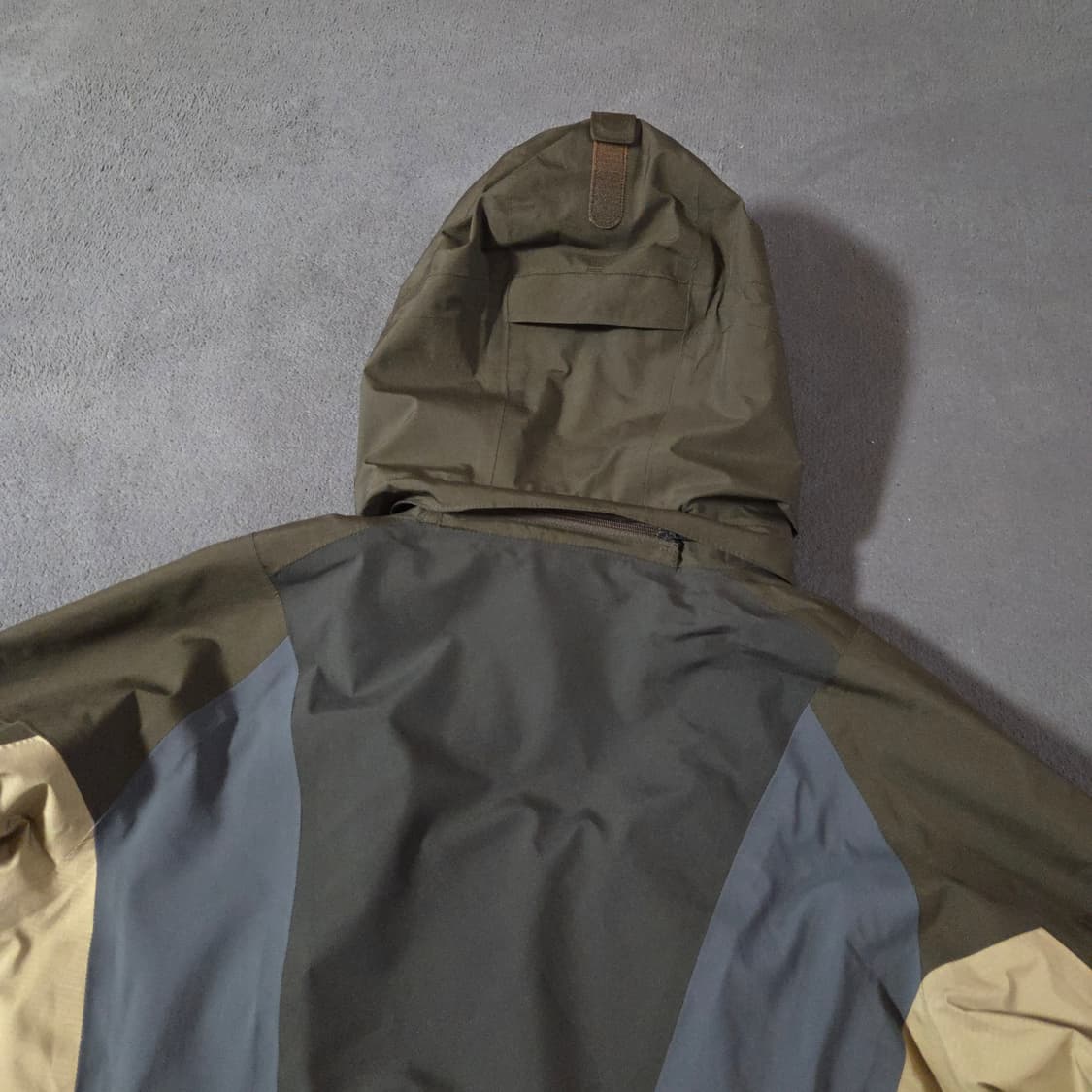 디스커버리 고어텍스 방수 자켓 바람막이 100 L 상품이미지3