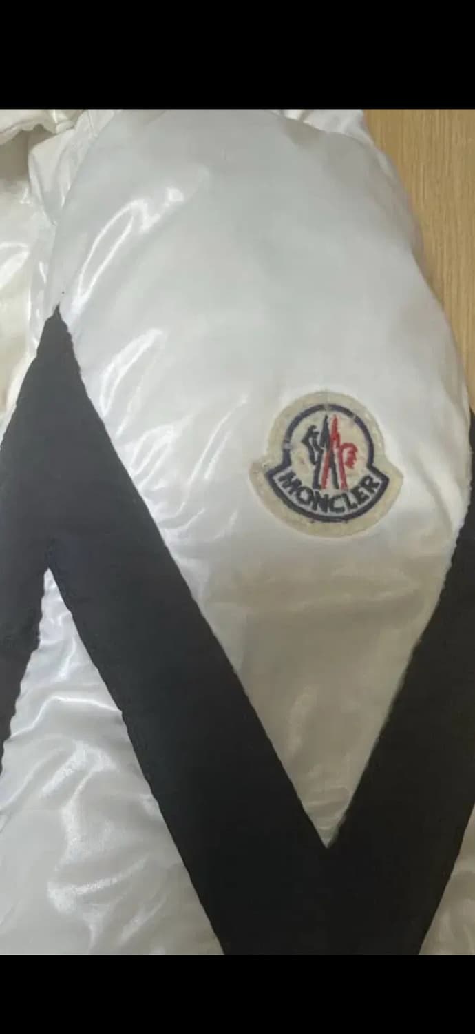 몽클레어 코리데일 화이트 2사이즈 상품이미지6