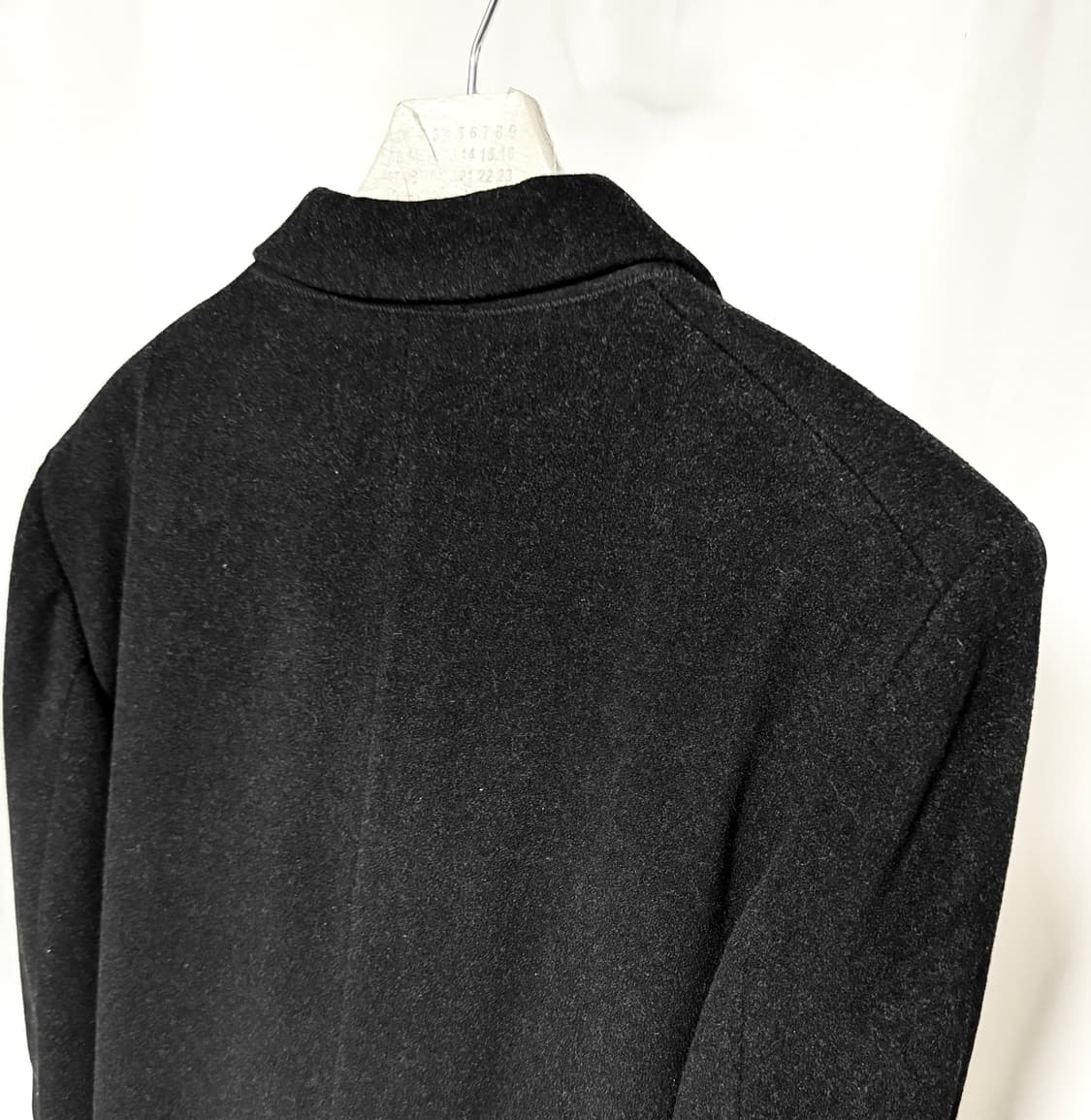 드리스반노튼 히든 밀리터리 헤비울 혼방 코트 상품이미지9