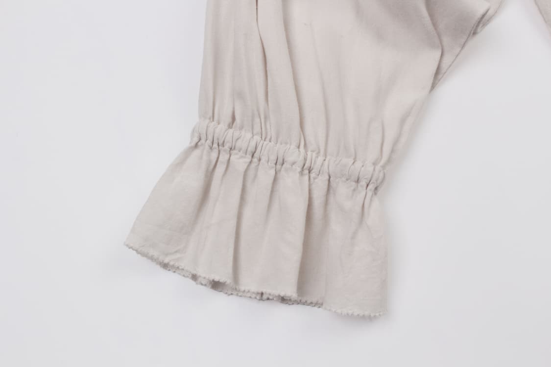 NIKO AND…  Gathered Half Sleeve Blouse  상품이미지4