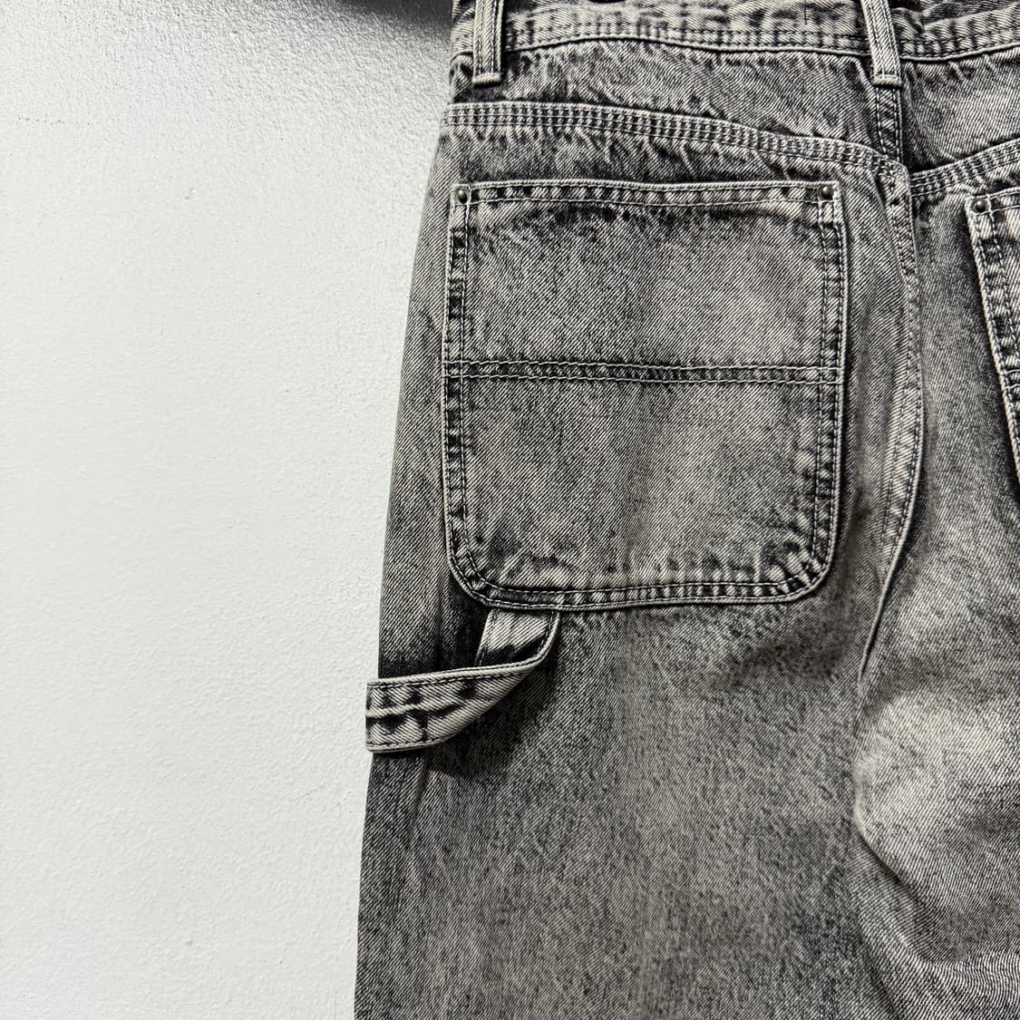 메종미네드 워싱 디테일 카고 카펜터 와이드 데님 팬츠 상품이미지6