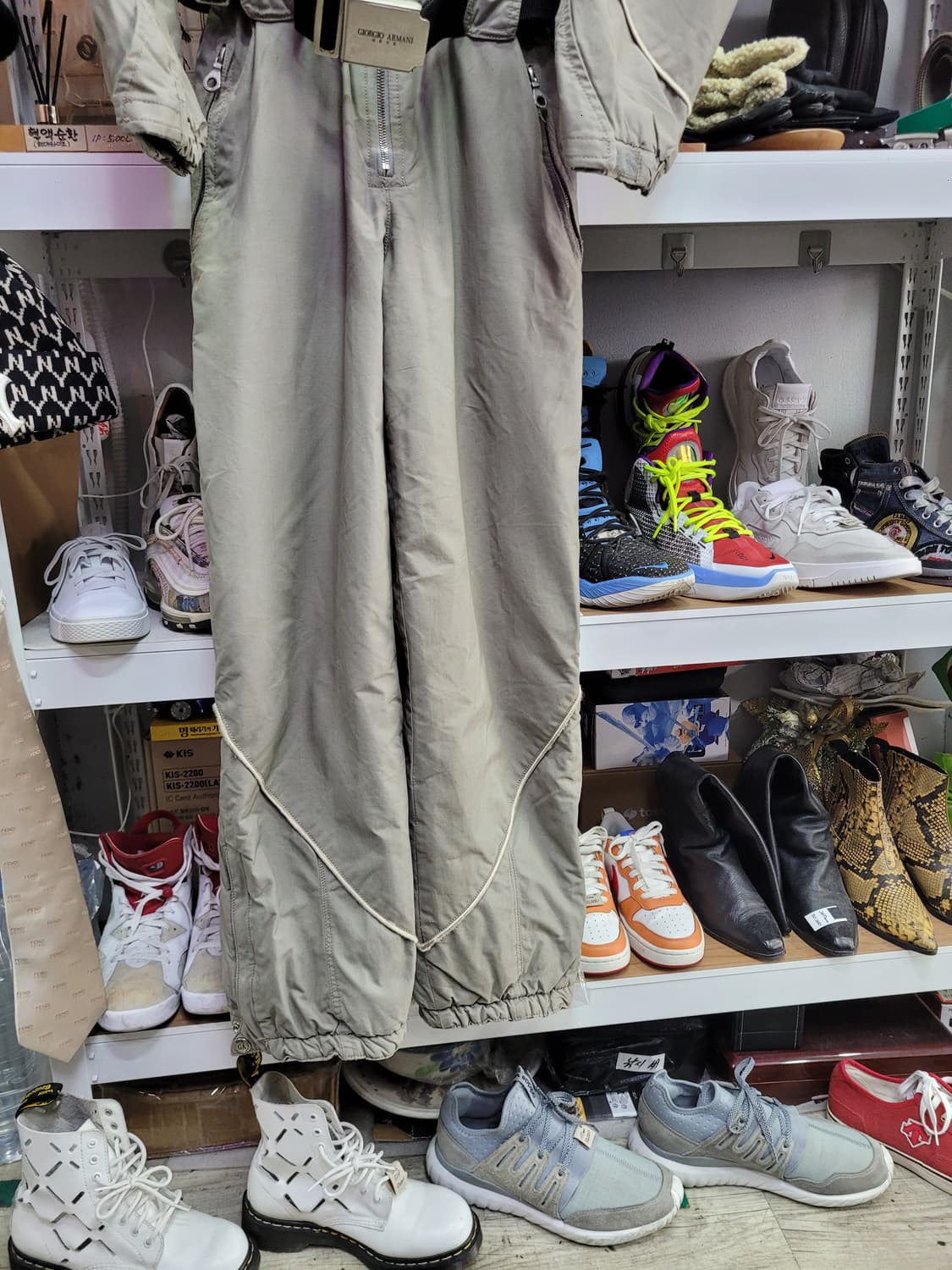 조르지오 아르마니 퍼 카라 점프 수트 패딩 상품이미지4