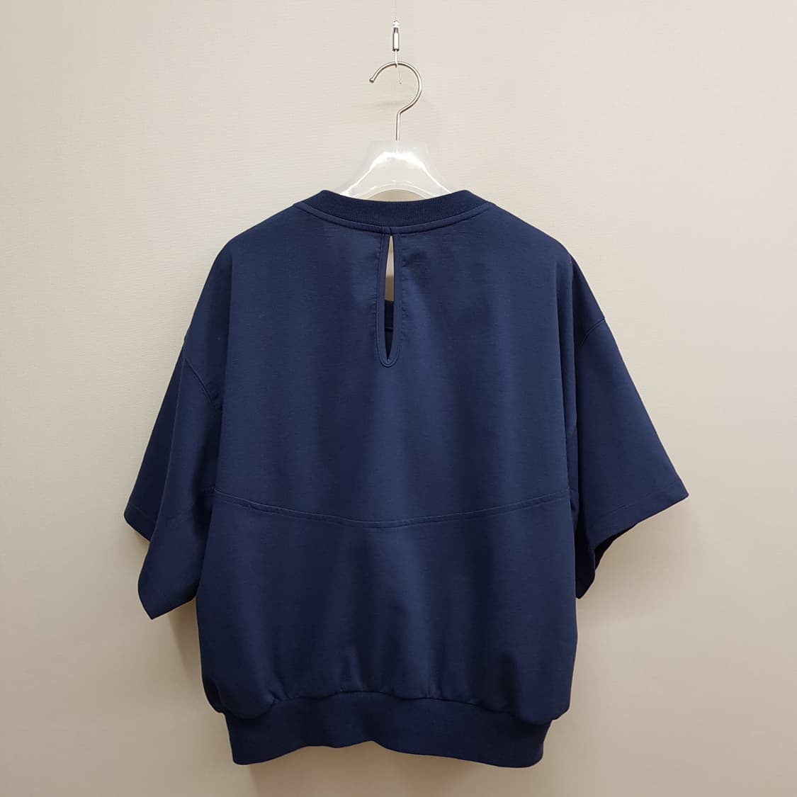 한섬 시스템 2023 레터링 크롭 반팔 스웻셔츠 F사이즈 상품이미지4