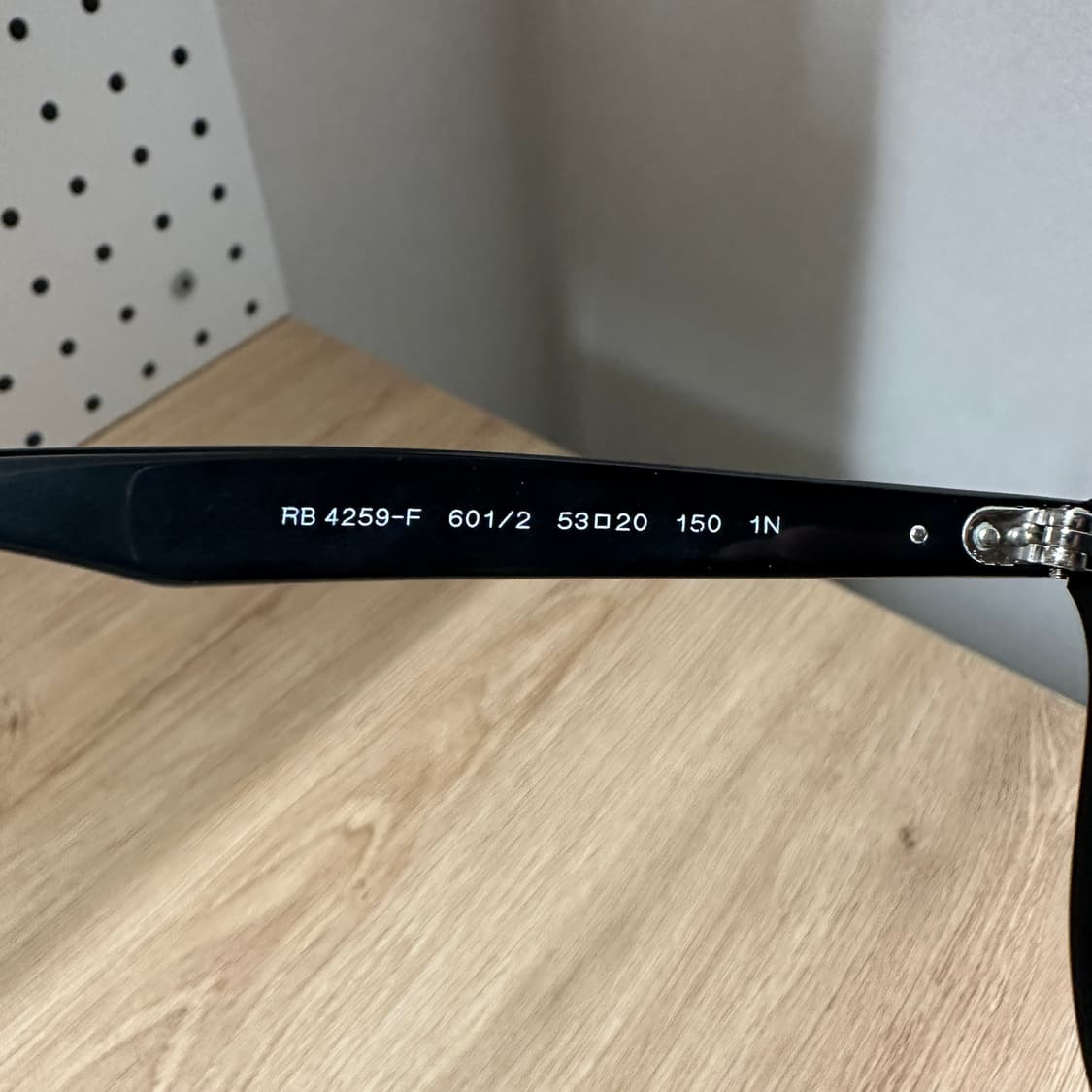 레이밴 rb4259f 선글라스 상품이미지3