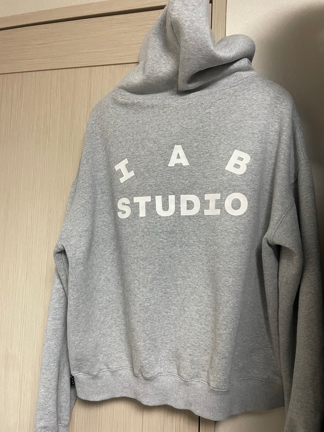 아이앱스튜디오 IAB STUDIO 회색 후드티 라지 상품이미지2