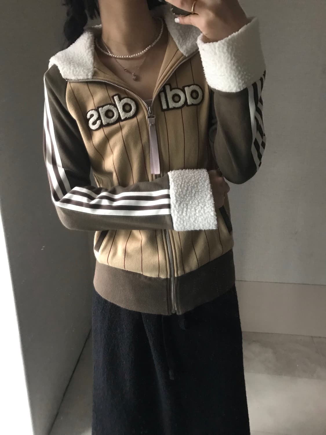 아디다스 00s 브라운 퍼후드집업 상품이미지1