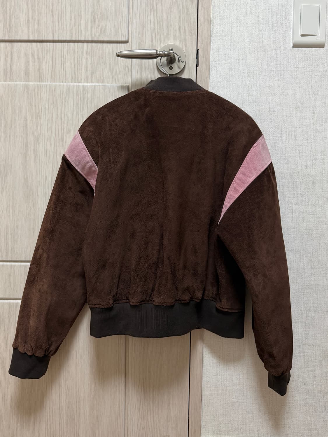 브라운 스웨이드 배색 바시티 상품이미지2