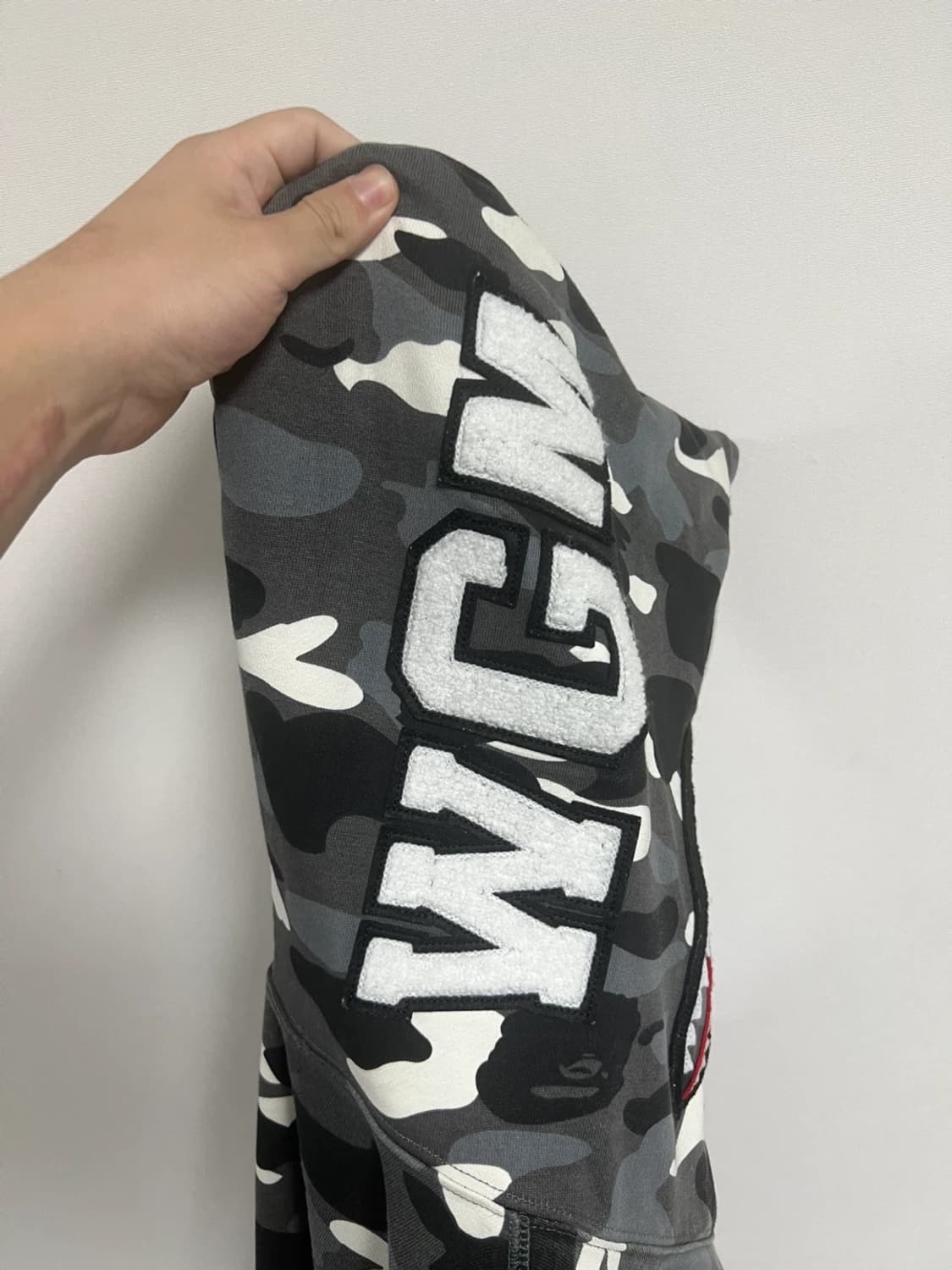 베이프 시티카모 야광 샤크 후드집업 L 상품이미지2