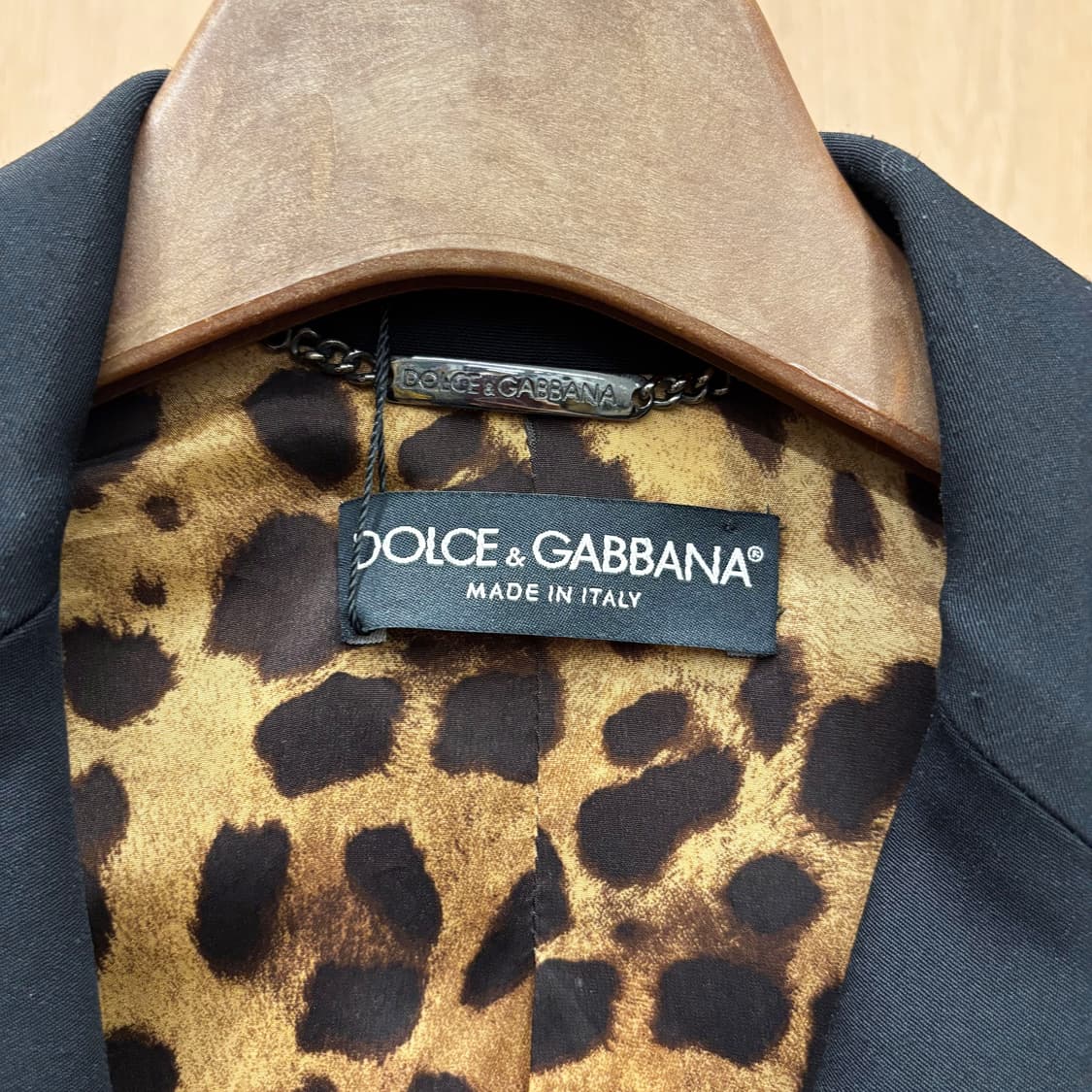 돌체앤가바나 블레이저 싱글 브레스티드 투 버튼 노치드 라펠 디테일 블랙 상품이미지7