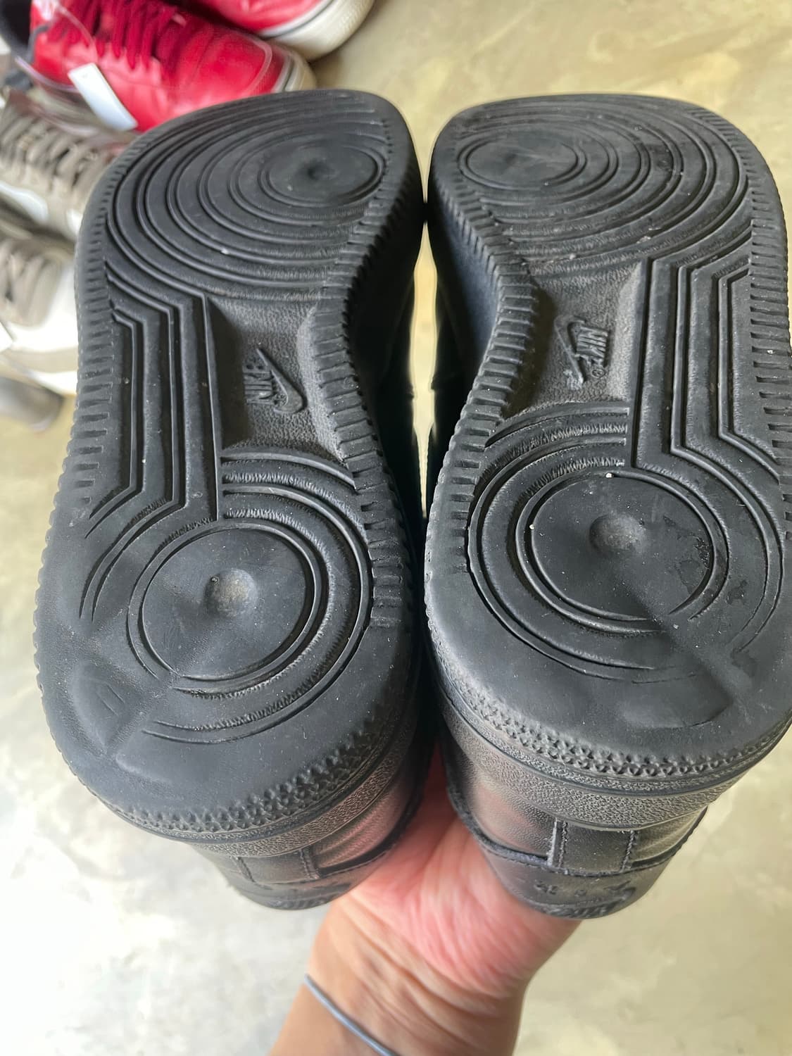 나이키 에어포스 1 블랙 255 상품이미지7