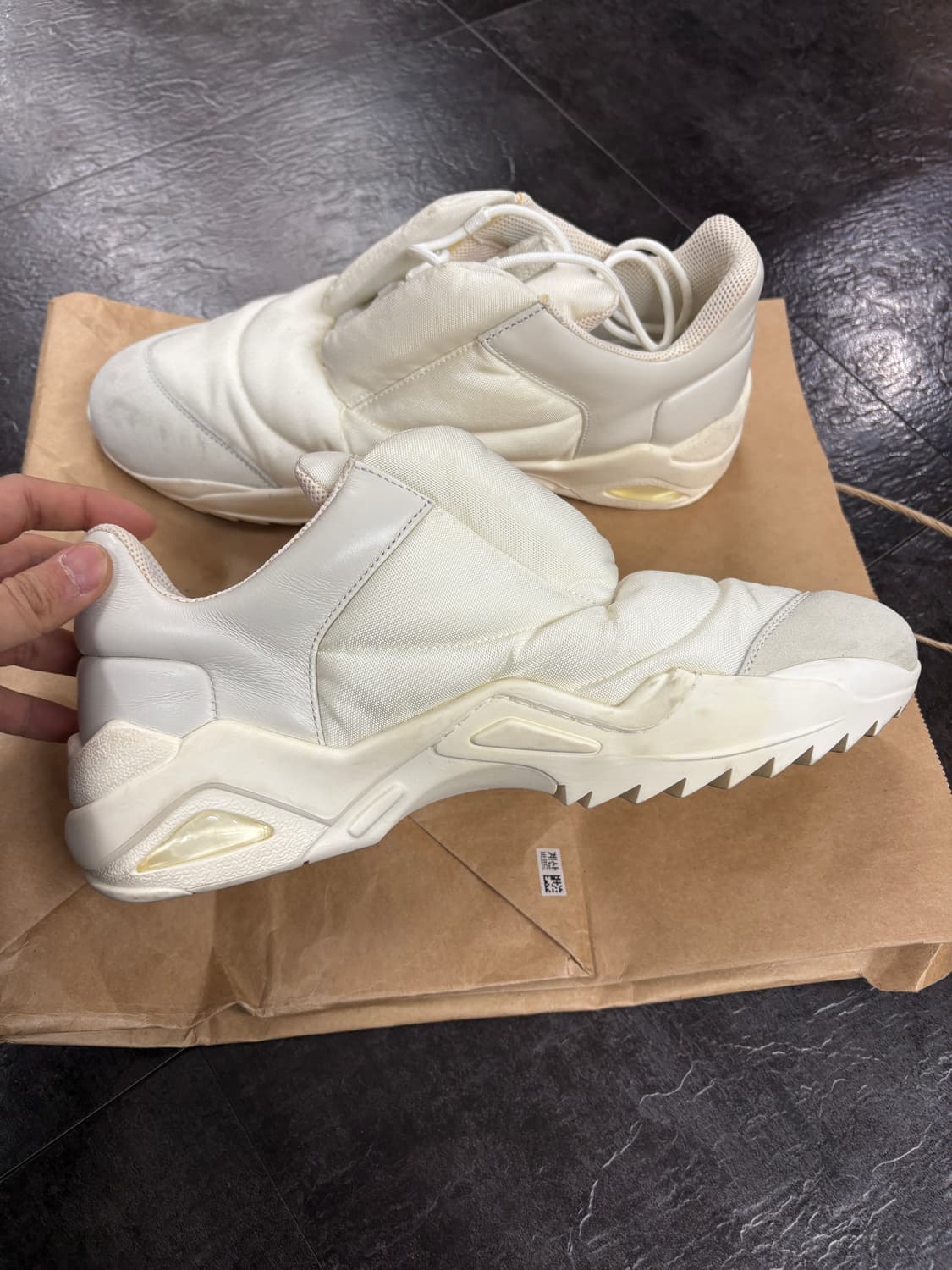 (45) 메종 마르지엘라 푸퍼 로우탑 스니커즈 상품이미지8