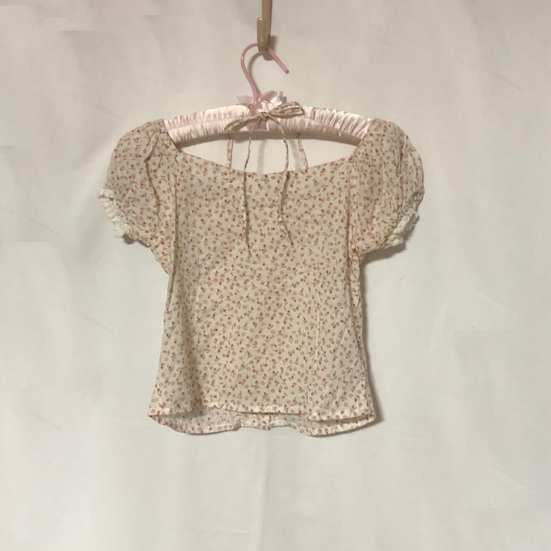 잔꽃무늬 레이스 리본 블라우스 상품이미지9