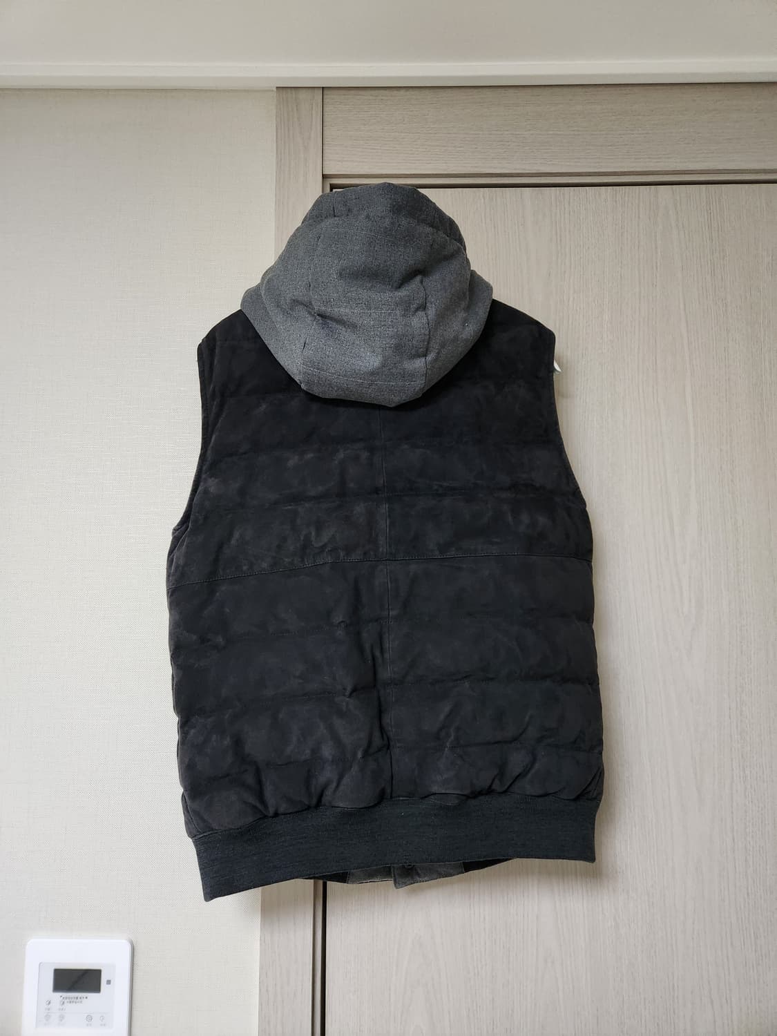 이태리 브랜드 갈로티 GALLOTTI 염소가죽 후드 베스트 유일매물 상품이미지4