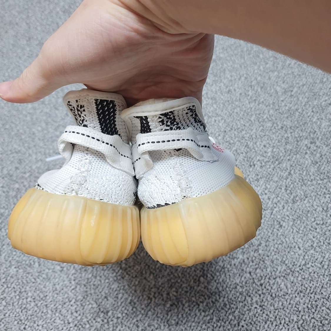 [285] 아디다스 이지부스트 350 V2 지브라 운동화 상품이미지4