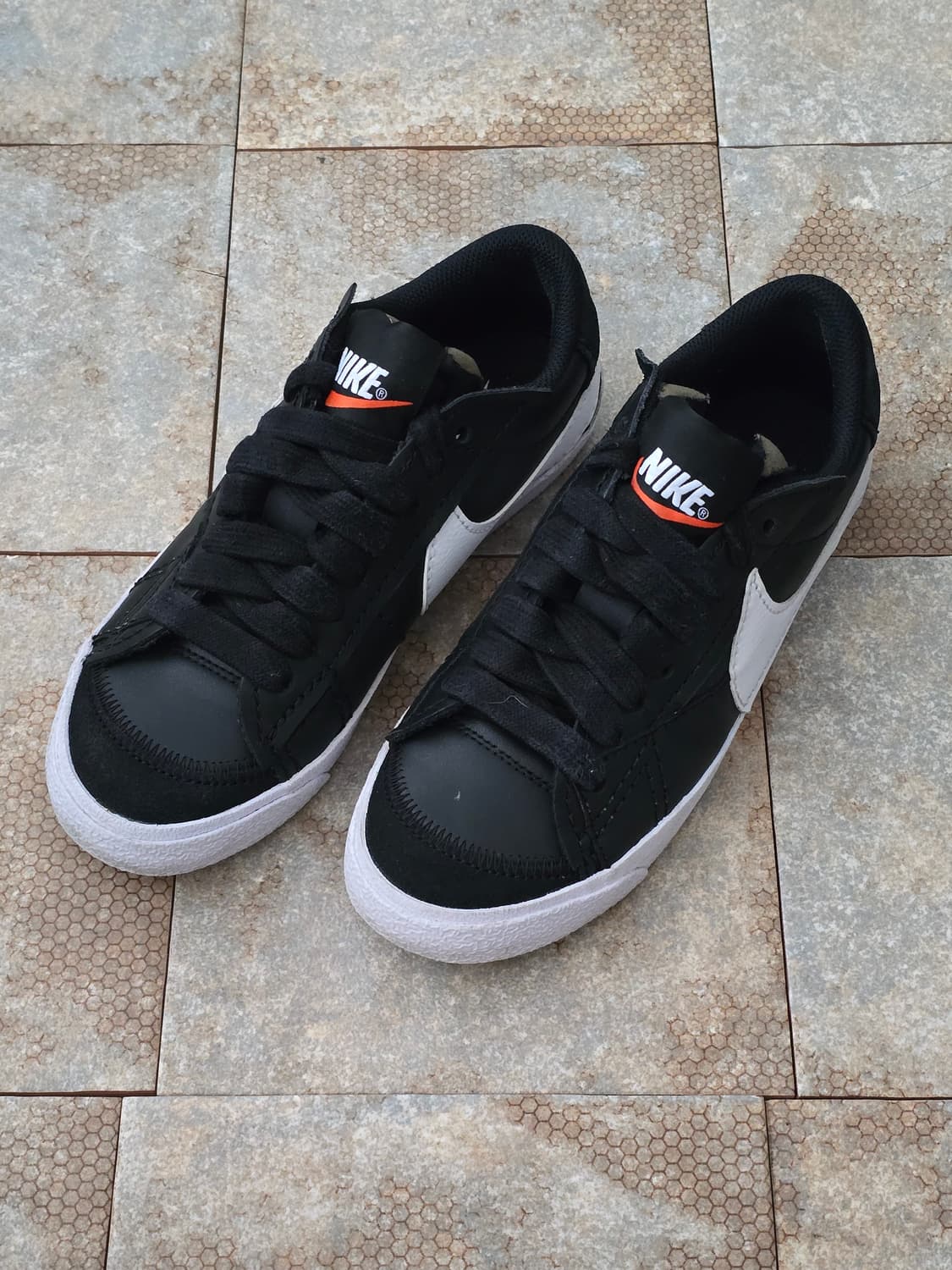 (250)나이키 블레이저 로우 77 점보 블랙 상품이미지1