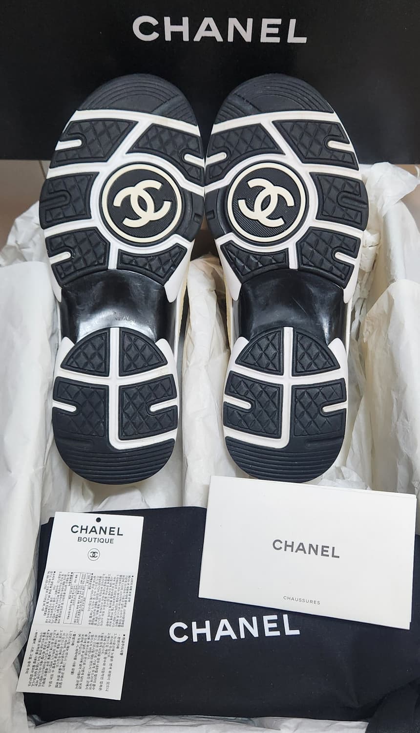 [정품]샤넬 스니커즈 운동화 CC로고 카프스킨 프린티드 35 한정판  상품이미지8