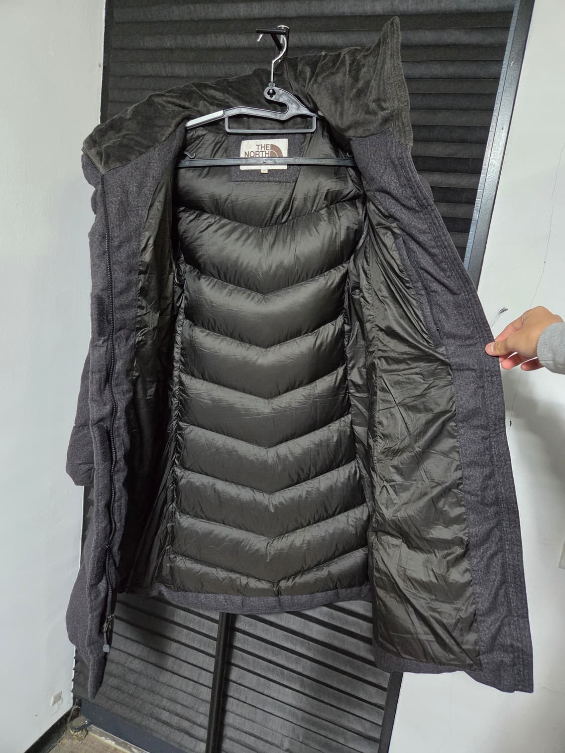 (정품) [노스페이스] 구스다운 하프롱패딩 판매합니다. 상품이미지4