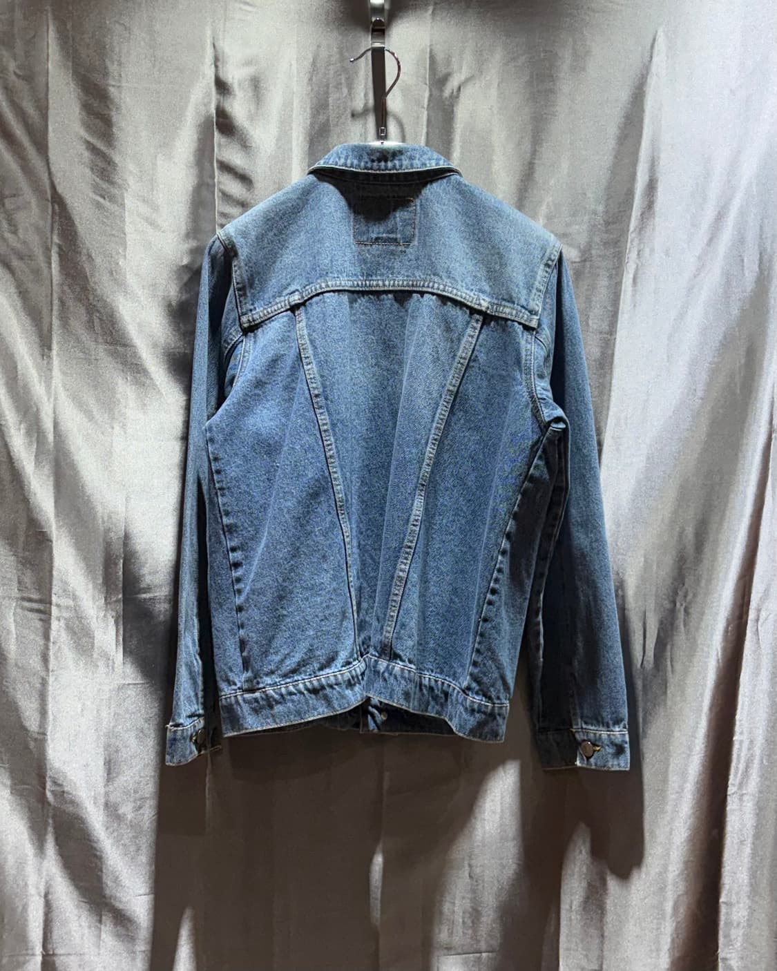 L 리바이스 투포켓 연청 데님자켓 상품이미지3