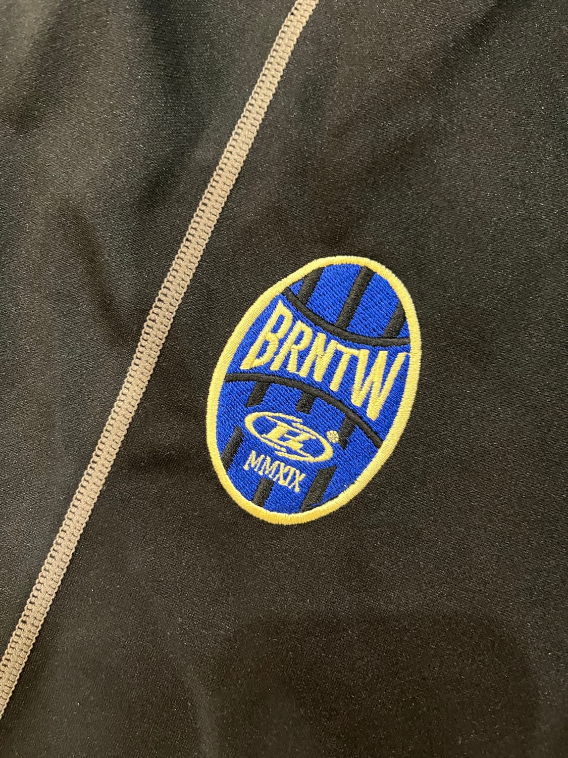 본투윈 단종된 조거팬츠 2사이즈 판매합니다 상품이미지3