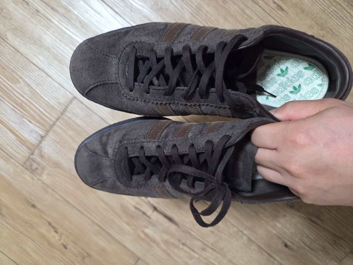 아디다스 토바코 다크 브라운 상품이미지1