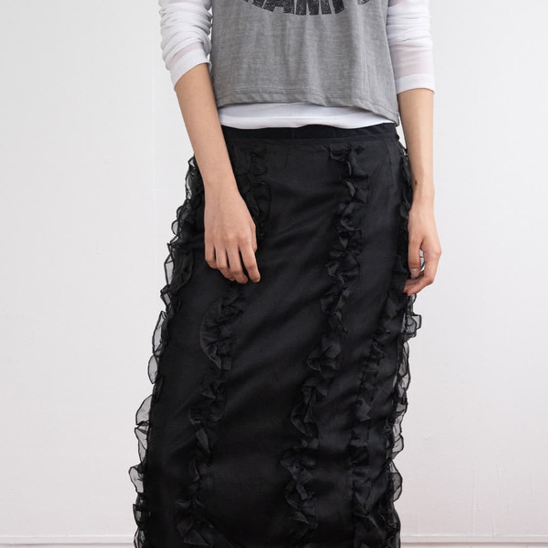 피키소사이어티 프릴 오간자 스커트 블랙 상품이미지1