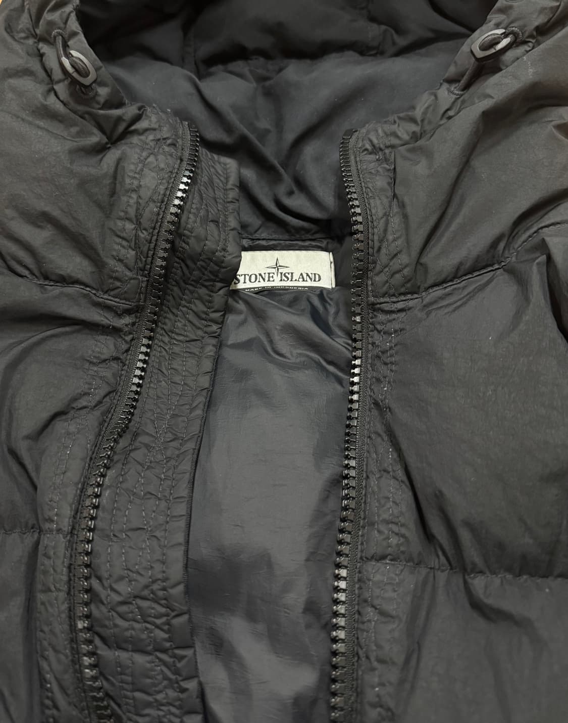 스톤아일랜드 22fw 크링클랩스 패딩 블랙 L 상품이미지4