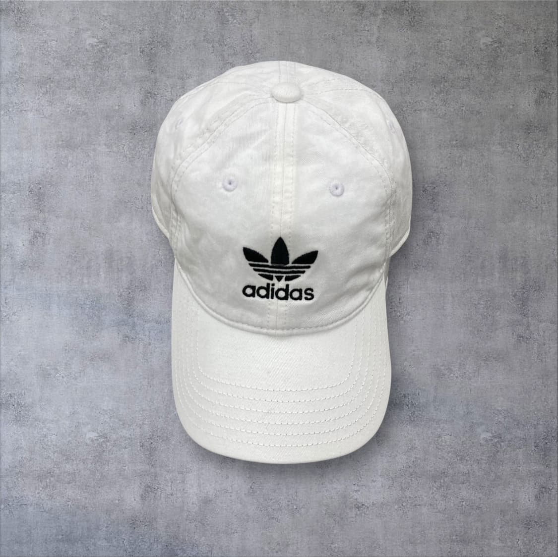 아디다스 오리지날 로고 화이트 볼캡 상품이미지1