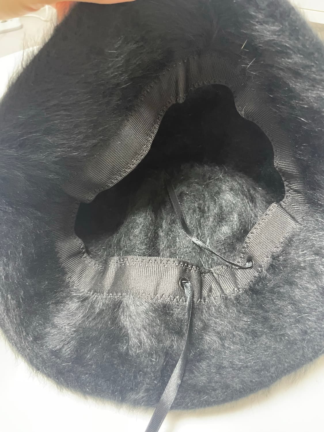 (새상품) 블랙 앙고라 페이크퍼 버킷햇 상품이미지3