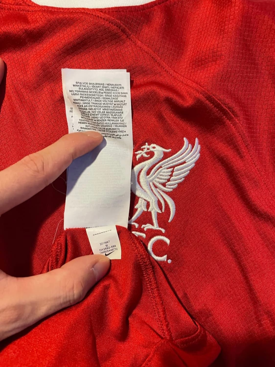 Liverpool 23-24시즌 홈 져지 드라이핏 해외 상품이미지3