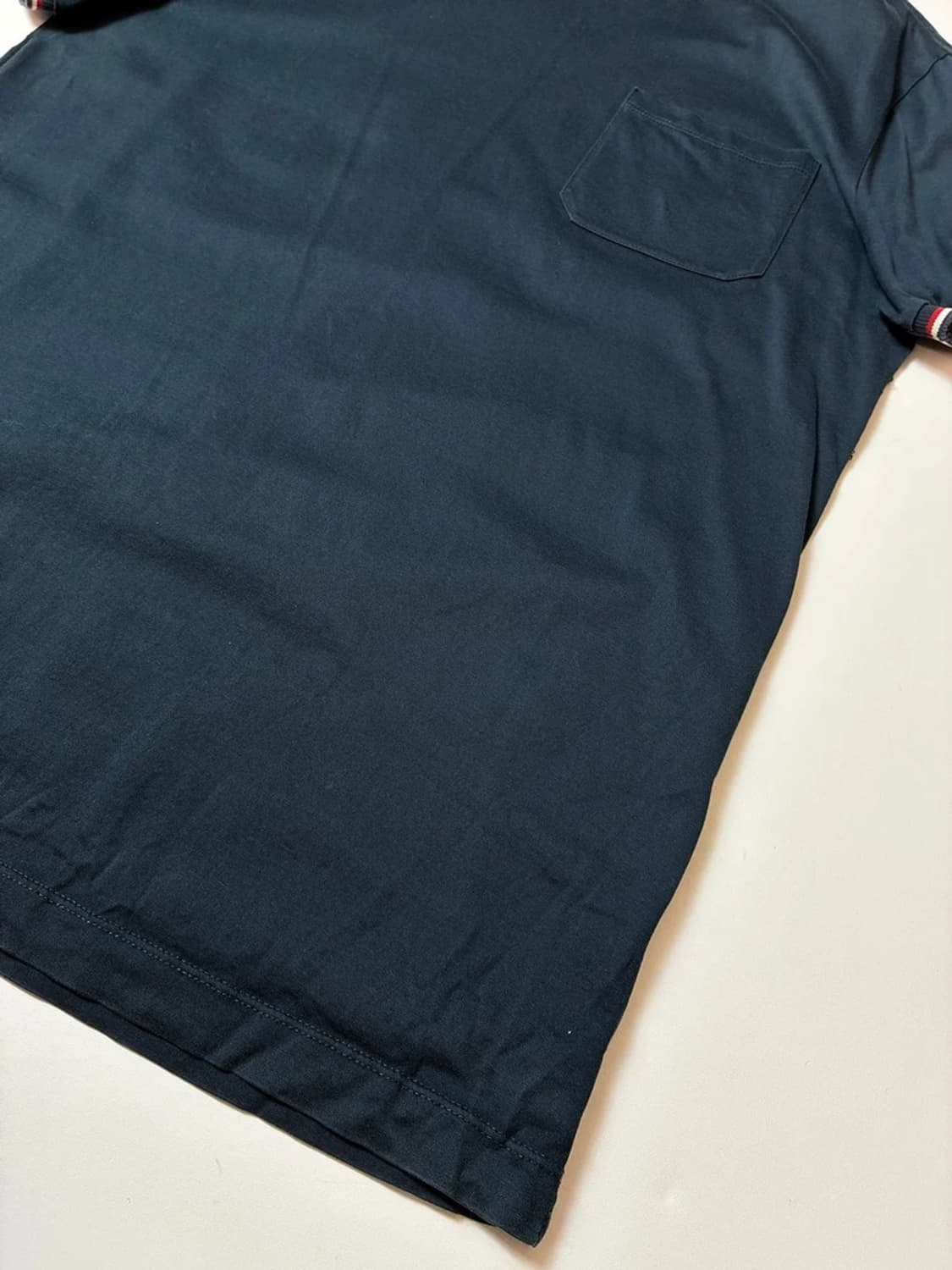 몽클레어 로고 와펜 삼선 반팔 티셔츠 PN9056 상품이미지4