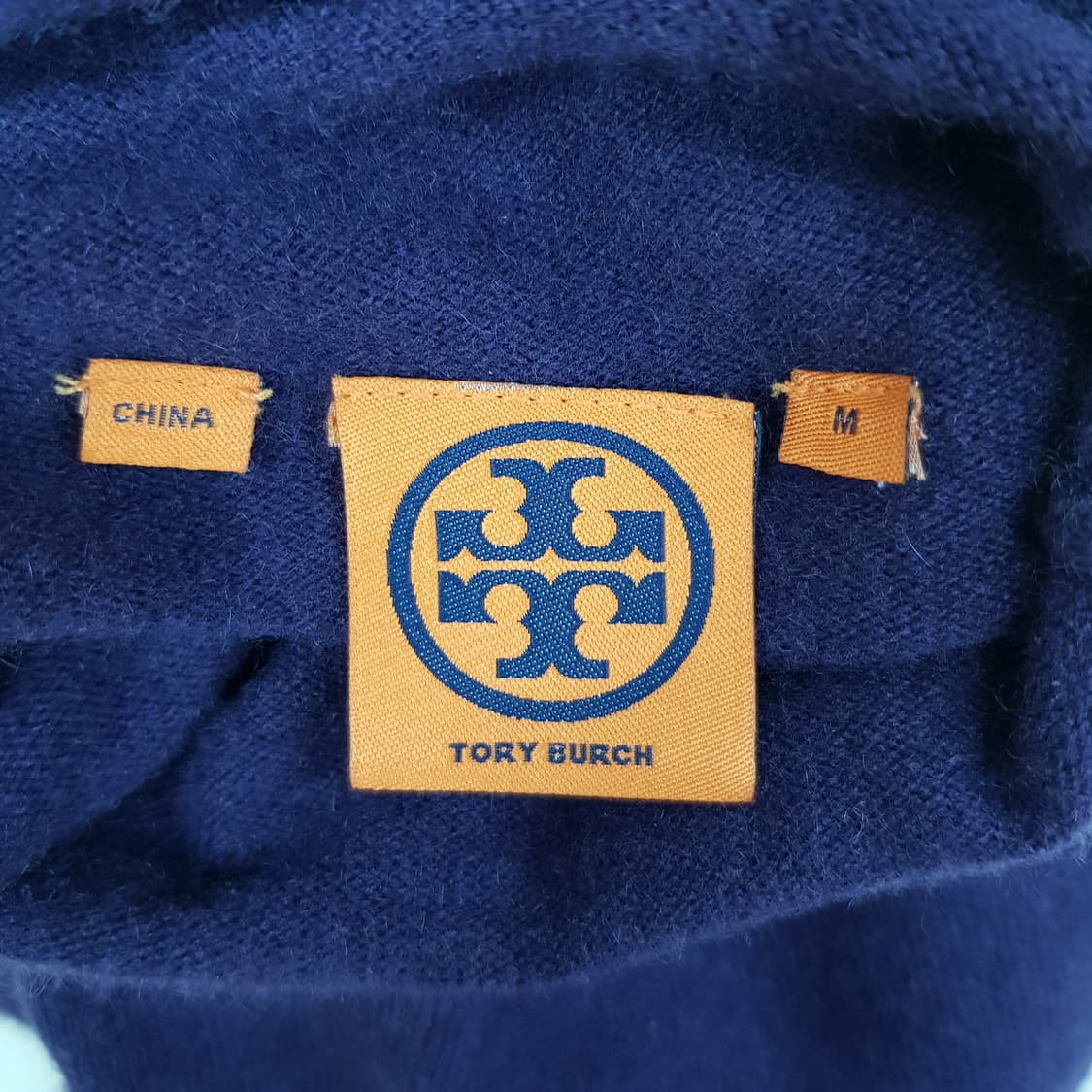 토리버치 TORY BURCH 캐시미어 터틀넥 루즈핏 니트 M사이즈 상품이미지5