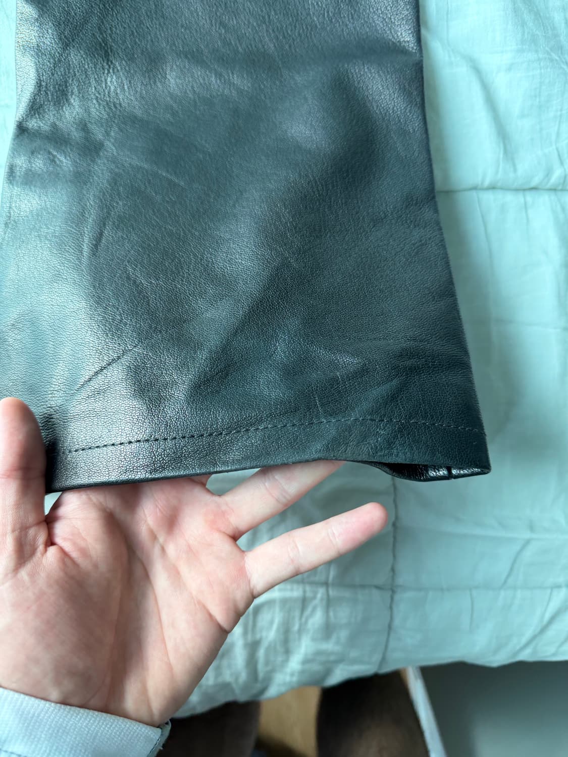 [36] ERD 앙팡 리쉬 데프리메 레더 플레어 진 블랙 erd 플레어진 상품이미지4